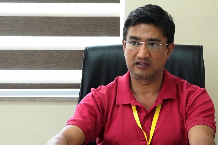 ढाडको बाँगोपन हुने समस्या के कारणले हुन्छ ? कसरी बच्ने ?